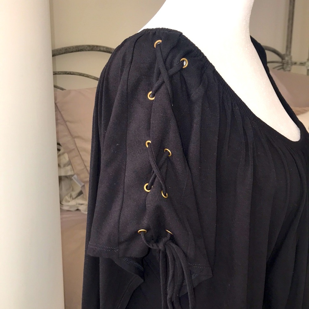 VaVa by Joy Han Off-the-Shoulder Top - Picture 7 of 16